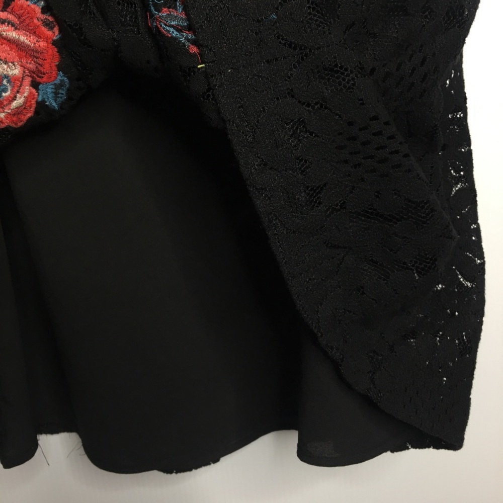Floral Off-Shoulder Black Dress - Picture 8 of 9